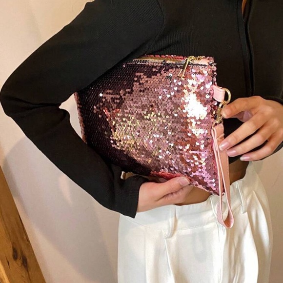 🪩 Sequins Large Clutch 🪩 - Picture 4 of 8